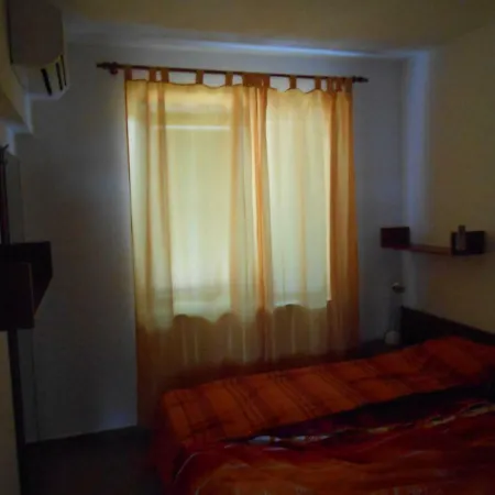 Apartment Bbs 52 *
